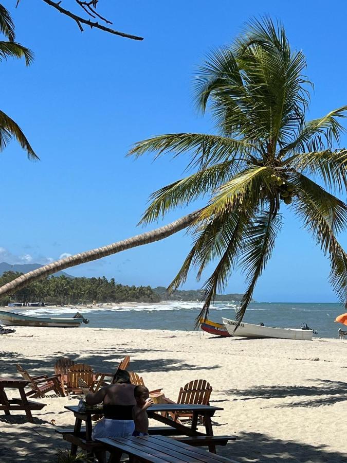 Palm Beach Hostal Guachaca 외부 사진